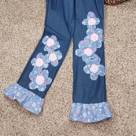 2920 Size 8 Tribal Loose Fitting Appliqued Upcycled Jeans - Picture 2 of 7